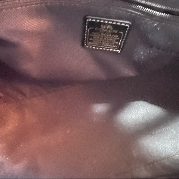 Coach - Special Edition Swagger Colorblock - Picture 11 of 11